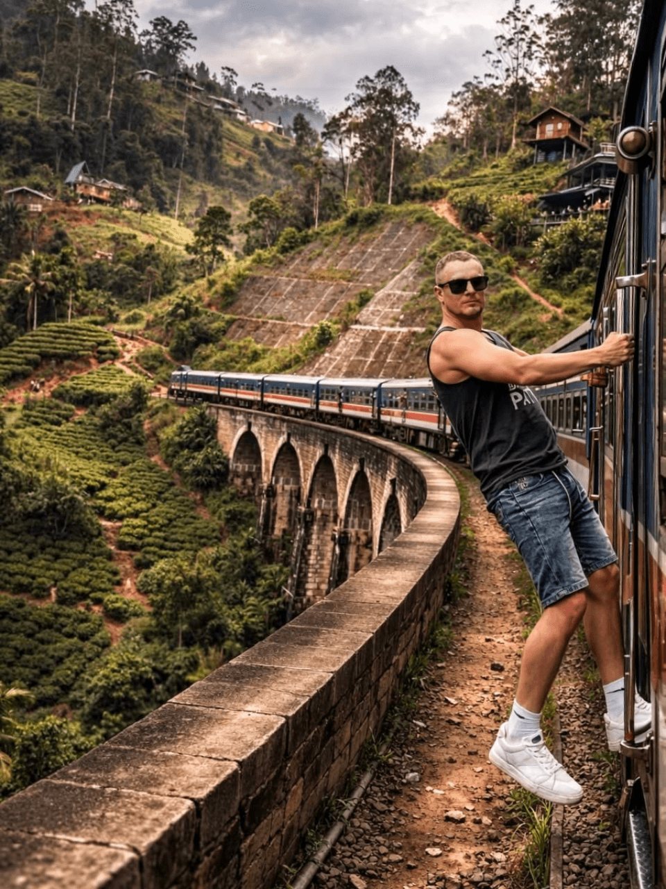 Ella – Scenic Hikes, Waterfalls & Nine Arch Bridge — gallery image 4