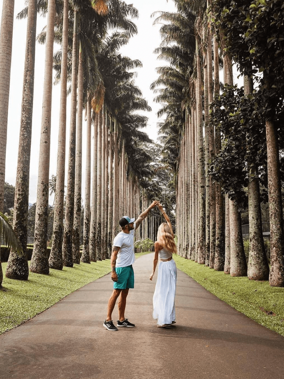 Peradeniya Royal Botanical Gardens – A Green Paradise